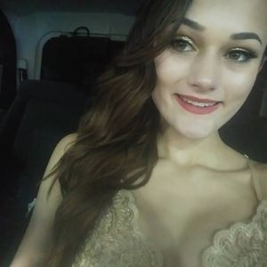 Meet your Posher, Shawna